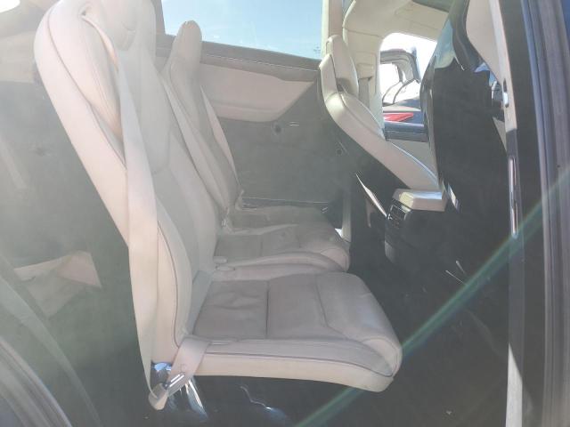 Photo 10 from auction – 2016 TESLA MODEL X with VIN 5YJXCAE27GF003799