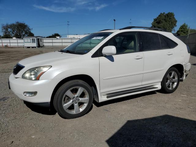 LEXUS RX 330 2005 مع رقم تعريف المركبة JTJGA31U650052848 - صورة من المزاد