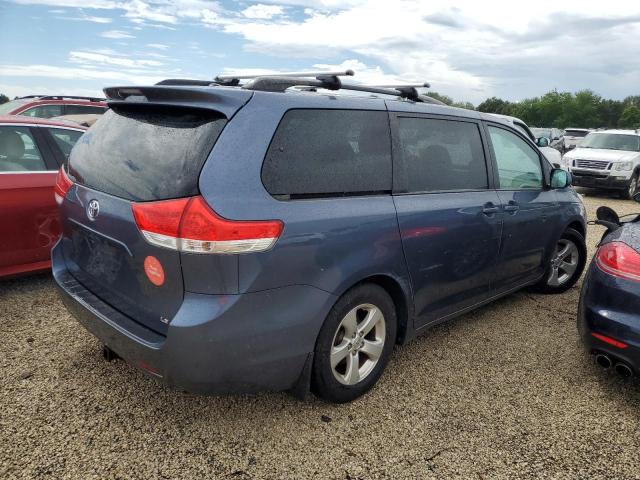 Photo 3 from auction – 2014 TOYOTA SIENNA LE with VIN 5TDKK3DC0ES495717