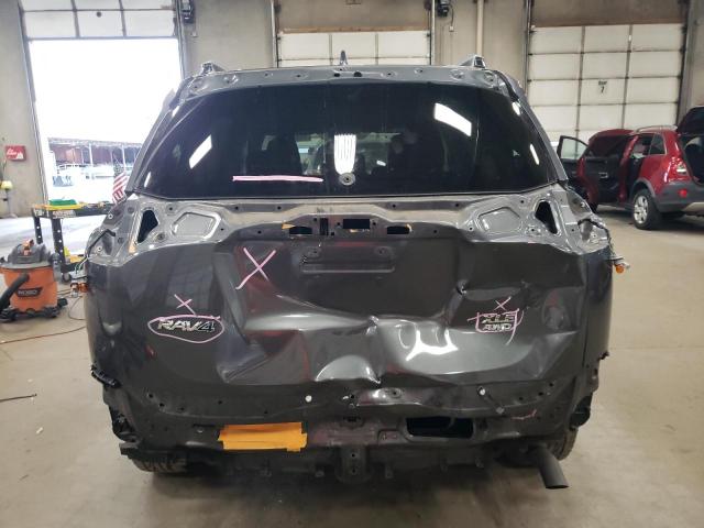 Photo 6 from auction – 2017 TOYOTA RAV4 XLE with VIN JTMRFREV7HJ700134