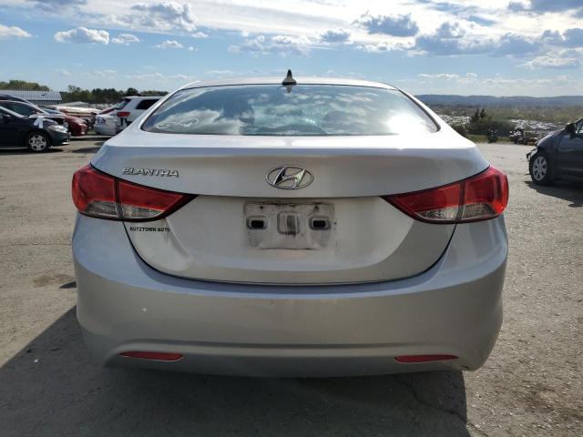Photo 6 from auction – 2012 HYUNDAI ELANTRA GL with VIN 5NPDH4AE5CH095769
