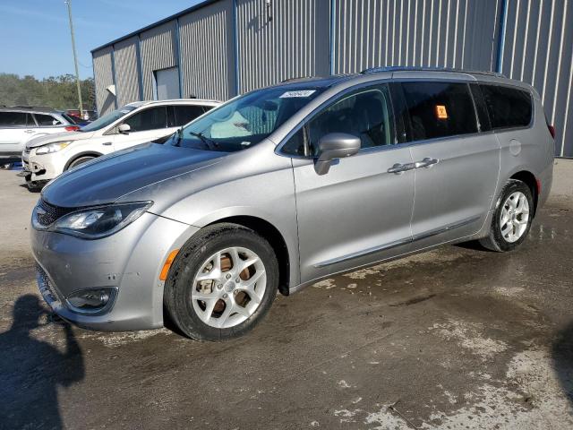 CHRYSLER PACIFICA T 2017 with VIN 2C4RC1EG6HR804234 - Photo from auction