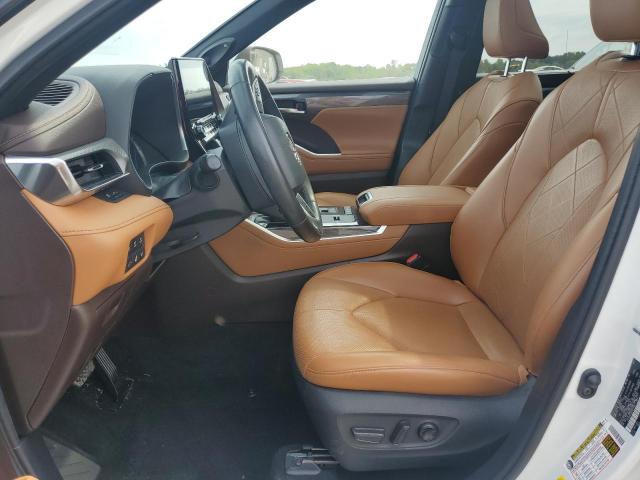 Photo 7 from auction – 2022 TOYOTA HIGHLANDER with VIN 5TDEBRCH6NS073125