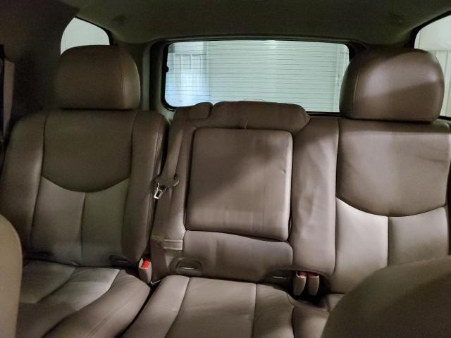 Photo 10 from auction – 2004 GMC YUKON DENA with VIN 1GKEK63U14J240972