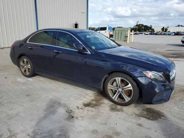 Photo 4 from auction – 2017 MERCEDES-BENZ E 300 with VIN WDDZF4JB5HA153479