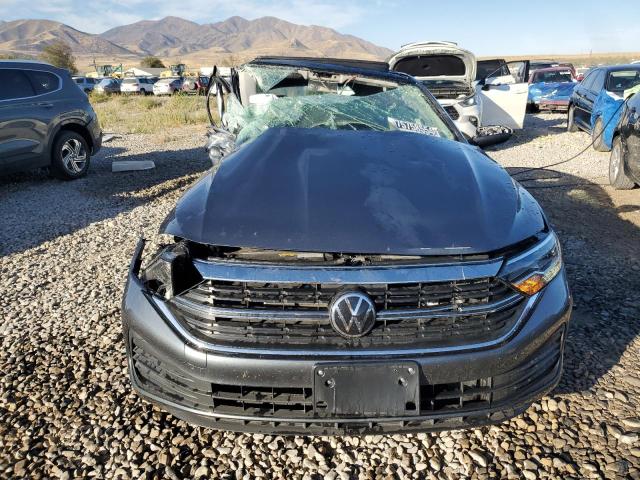Photo 5 from auction – 2024 VOLKSWAGEN JETTA SE with VIN 3VW7M7BU3RM072085