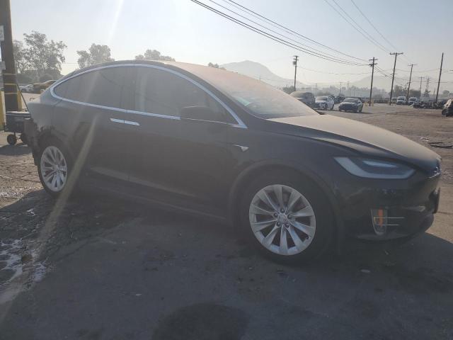 Photo 4 from auction – 2017 TESLA MODEL X with VIN 5YJXCBE28HF054784