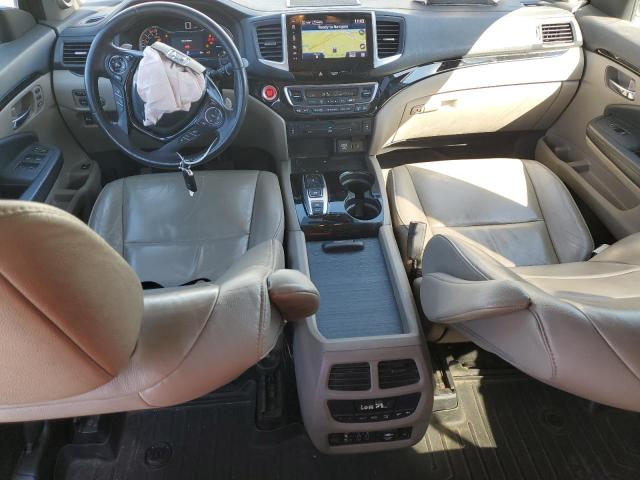 Photo 8 from auction – 2017 HONDA PILOT TOUR with VIN 5FNYF6H96HB088072