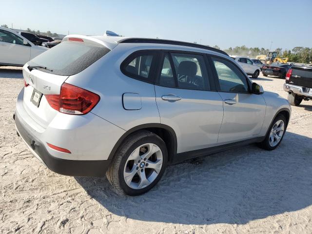 Photo 3 from auction – 2015 BMW X1 SDRIVE2 with VIN WBAVM1C58FV498397