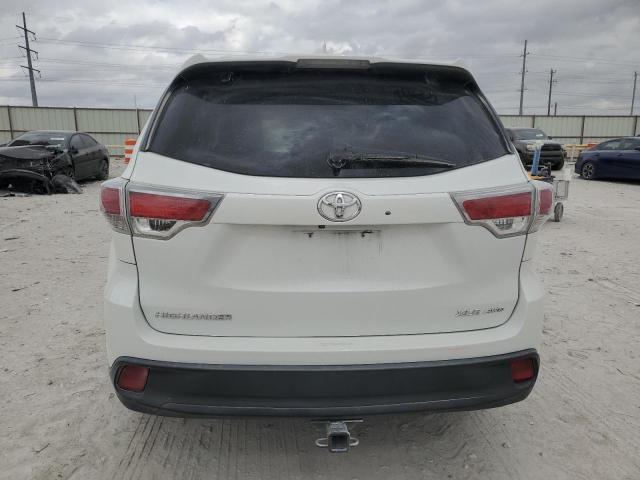 Photo 6 from auction – 2015 TOYOTA HIGHLANDER with VIN 5TDJKRFH4FS206475