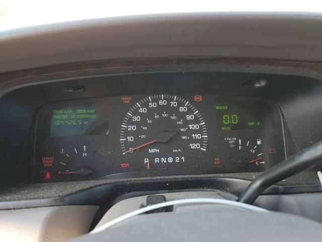 Photo 9 from auction – 2000 LINCOLN TOWN CAR E with VIN 1LNHM81W0YY847781