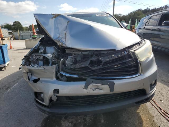 Photo 5 from auction – 2015 TOYOTA HIGHLANDER with VIN 5TDKKRFH4FS066755