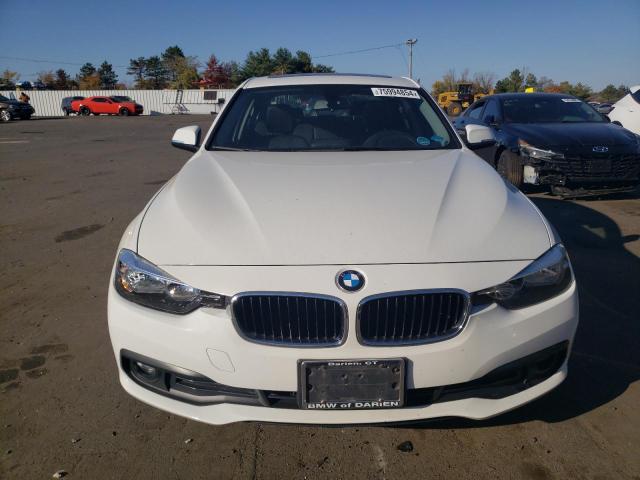 Photo 5 from auction – 2017 BMW 320 XI with VIN WBA8A3C58HK691848