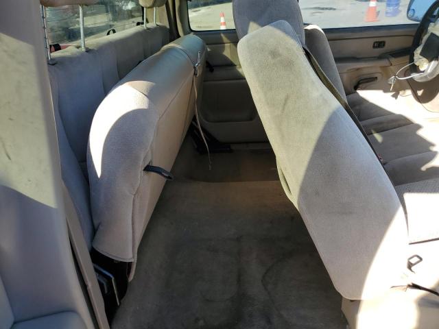 Photo 10 from auction – 2004 CHEVROLET SILVERADO with VIN 2GCEC19T041308439