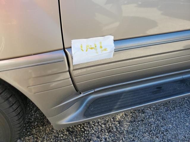 Photo 13 from auction – 2000 LEXUS LX 470 with VIN JT6HT00W1Y0120195