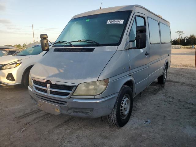 SPRINTER 2500 SPRIN 2004 with VIN WD5PD644545666221 - Photo from auction