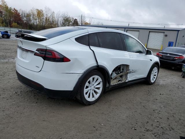 Photo 3 from auction – 2018 TESLA MODEL X with VIN 5YJXCAE28JF125465