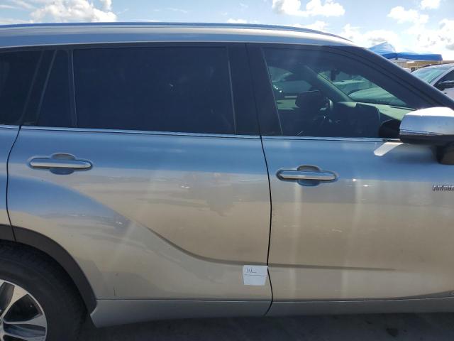 صورة رقم 13 من المزاد - 2020 TOYOTA HIGHLANDER مع VIN 5TDGBRCH0LS513426