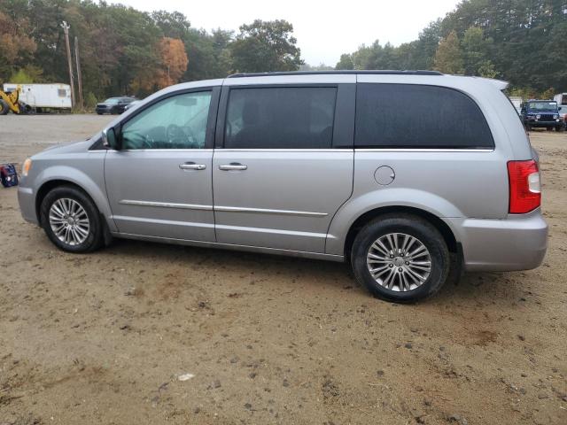 Photo 2 from auction – 2014 CHRYSLER TOWN & COU with VIN 2C4RC1CG2ER200050