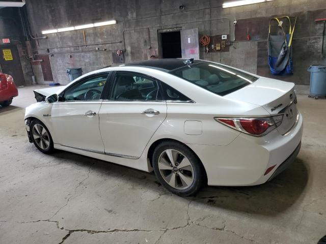 Photo 2 from auction – 2011 HYUNDAI SONATA HYB with VIN KMHEC4A47BA016629