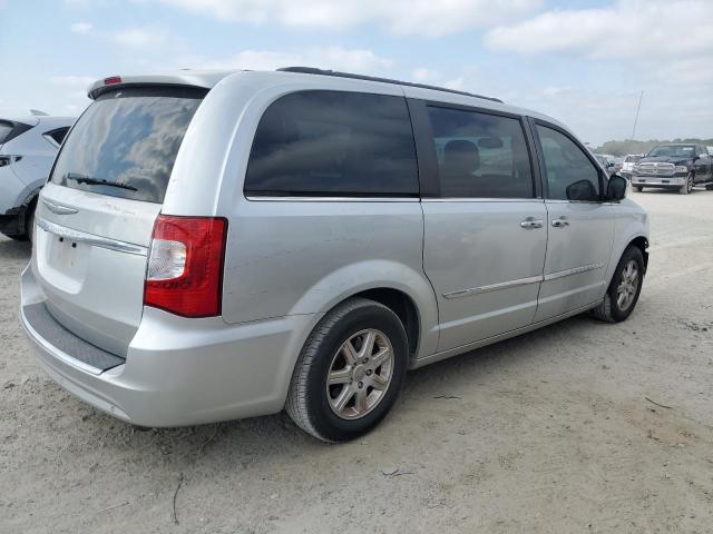 Photo 3 from auction – 2011 CHRYSLER TOWN & COU with VIN 2A4RR5DG3BR702382