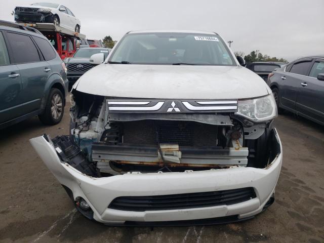Photo 5 from auction – 2014 MITSUBISHI OUTLANDER with VIN JA4AD3A30EZ005831