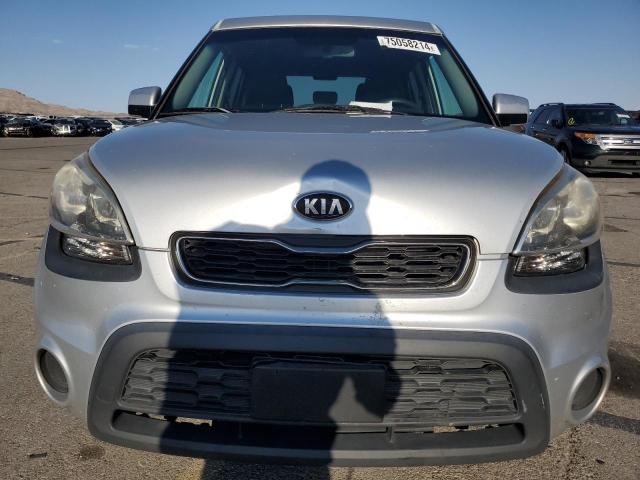 Photo 5 from auction – 2013 KIA SOUL with VIN KNDJT2A53D7766318