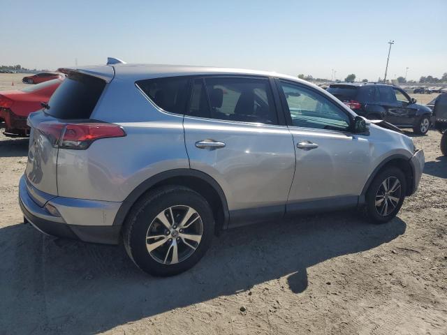 Photo 3 from auction – 2017 TOYOTA RAV4 XLE with VIN 2T3WFREV2HW382914