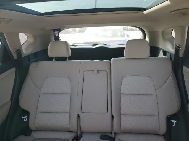 Photo 10 from auction – 2017 HYUNDAI TUCSON LIM with VIN KM8J3CA21HU554385