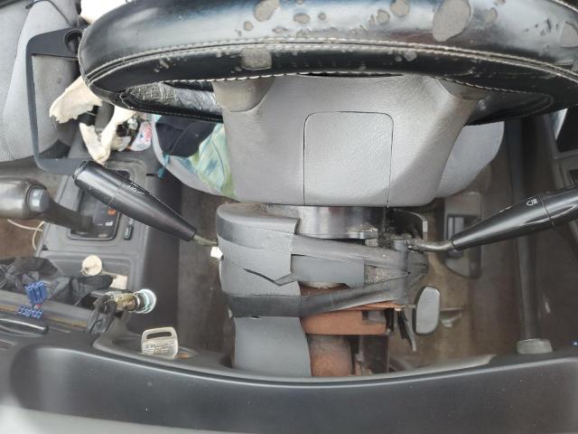 Photo 9 from auction – 1995 TOYOTA CAMRY LE with VIN 4T1SK12E1SU884135