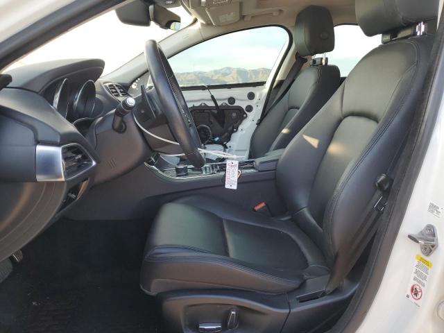 Photo 7 from auction – 2019 JAGUAR XE PREMIUM with VIN SAJAD4FX2KCP50944