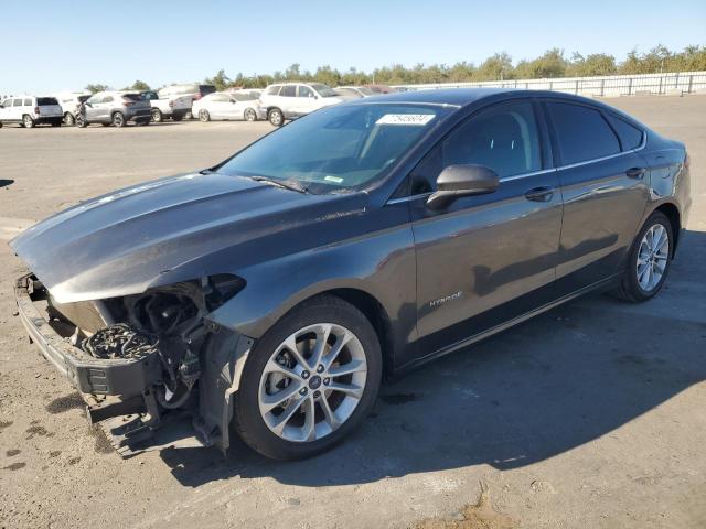 FORD FUSION SE 2019 with VIN 3FA6P0LU2KR221886 - Photo from auction