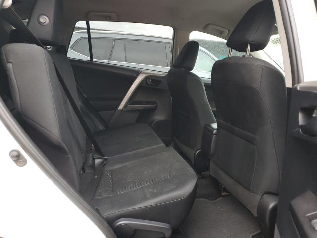 Photo 11 from auction – 2018 TOYOTA RAV4 LE with VIN 2T3BFREV9JW809574