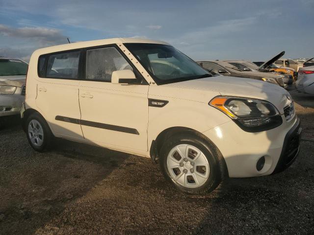 Photo 4 from auction – 2013 KIA SOUL with VIN KNDJT2A57D7775457