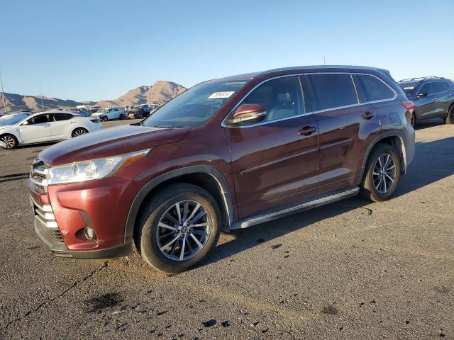 Zdjęcie 1 z aukcji – 2017 TOYOTA HIGHLANDER z VIN 5TDJZRFH9HS392271