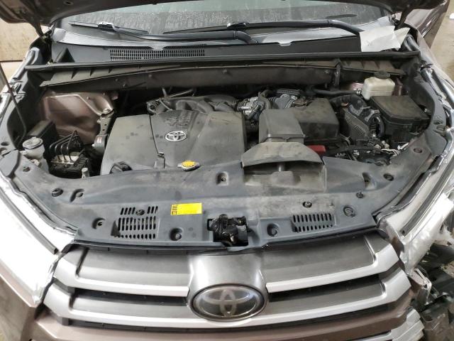 Photo 12 from auction – 2017 TOYOTA HIGHLANDER with VIN 5TDJZRFH3HS405631