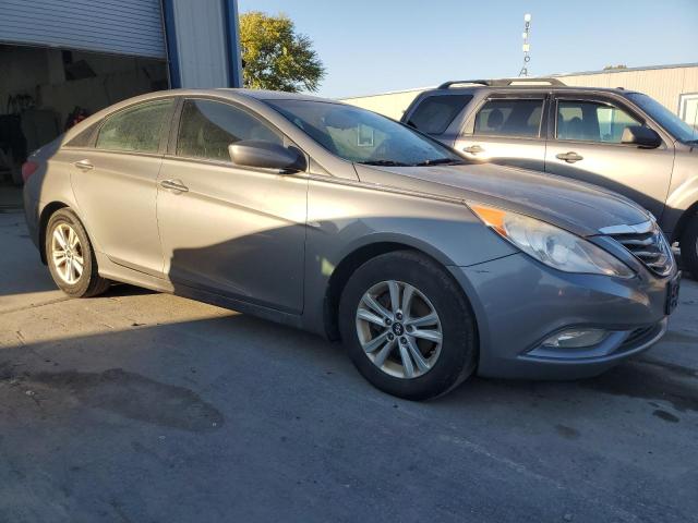 Photo 4 from auction – 2013 HYUNDAI SONATA GLS with VIN 5NPEB4AC8DH797347