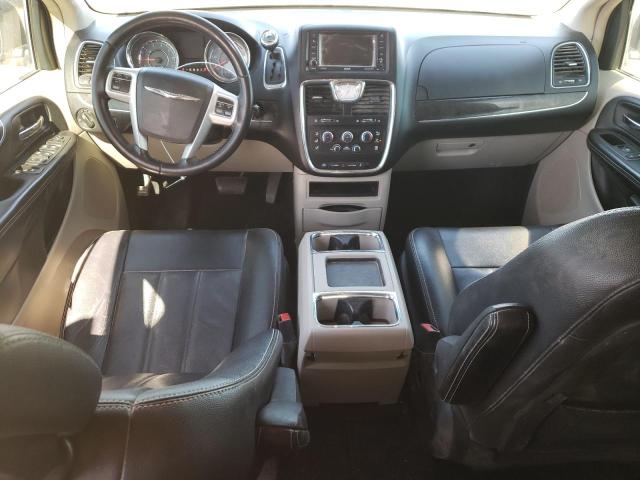 Photo 8 from auction – 2015 CHRYSLER TOWN & COU with VIN 2C4RC1AG4FR728399