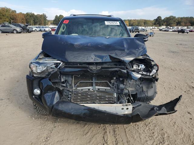 Photo 5 from auction – 2015 TOYOTA 4RUNNER SR with VIN JTEBU5JR9F5256264
