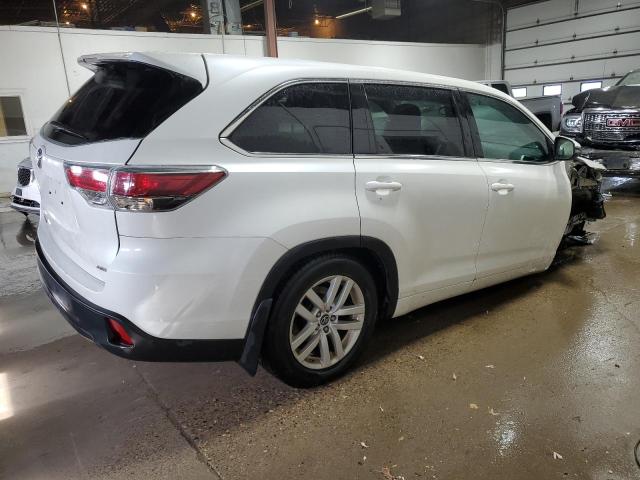 Photo 3 from auction – 2016 TOYOTA HIGHLANDER with VIN 5TDBKRFH3GS322854