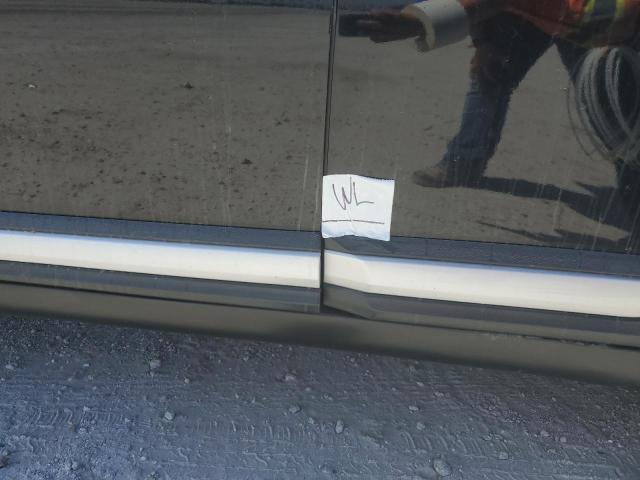 Photo 13 from auction – 2018 MITSUBISHI OUTLANDER with VIN JA4AD3A39JZ003392