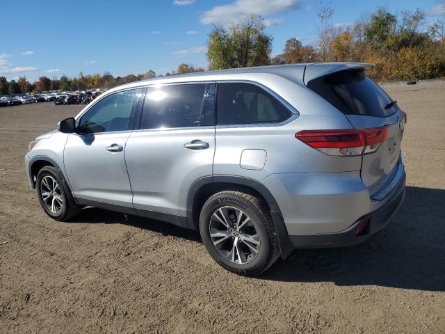 Photo 2 from auction – 2019 TOYOTA HIGHLANDER with VIN 5TDZARFH5KS061110
