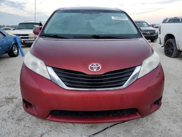 Photo 5 from auction – 2013 TOYOTA SIENNA LE with VIN 5TDKK3DC2DS397402