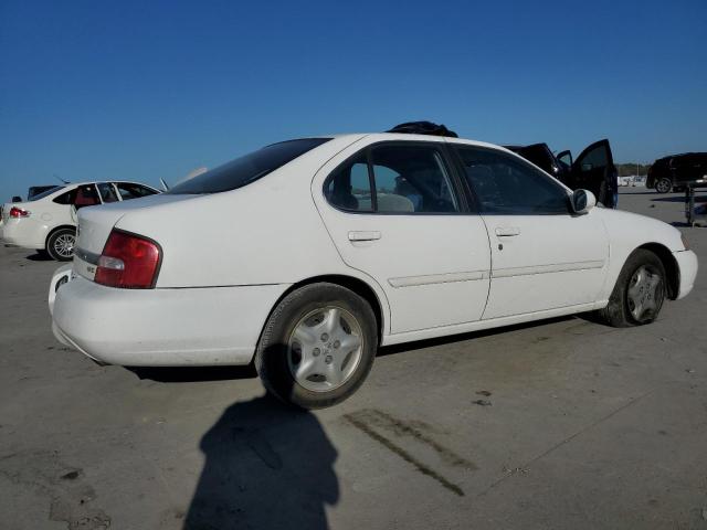 Photo 3 from auction – 2000 NISSAN ALTIMA XE with VIN 1N4DL01D3YC107778