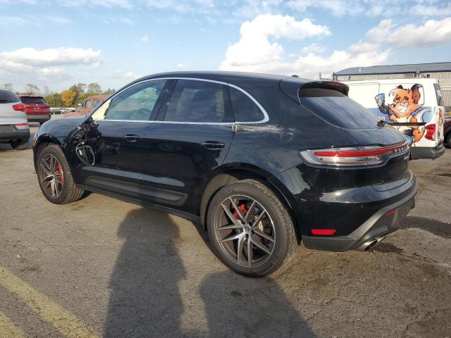 Photo 2 from auction – 2022 PORSCHE MACAN S with VIN WP1AG2A53NLB23558