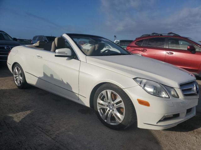 Photo 4 from auction – 2011 MERCEDES-BENZ E 350 with VIN WDDKK5GF3BF062900
