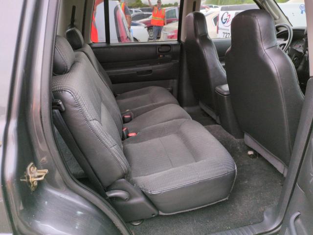 Photo 10 from auction – 2003 DODGE DURANGO SP with VIN 1D4HR38N73F615515