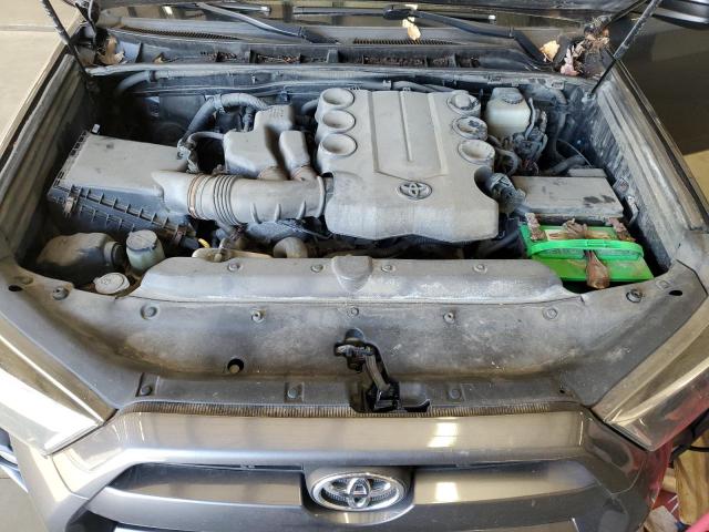 Photo 12 from auction – 2014 TOYOTA 4RUNNER SR with VIN JTEBU5JRXE5182299