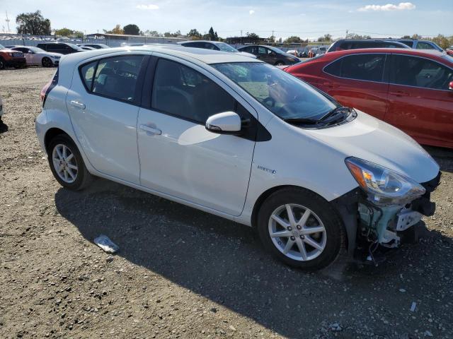 Photo 4 from auction – 2016 TOYOTA PRIUS C with VIN JTDKDTB35G1119446