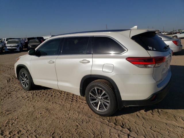 Photo 2 from auction – 2017 TOYOTA HIGHLANDER with VIN 5TDJZRFH6HS476709
